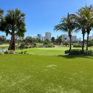 Meet your Posher, Jaime